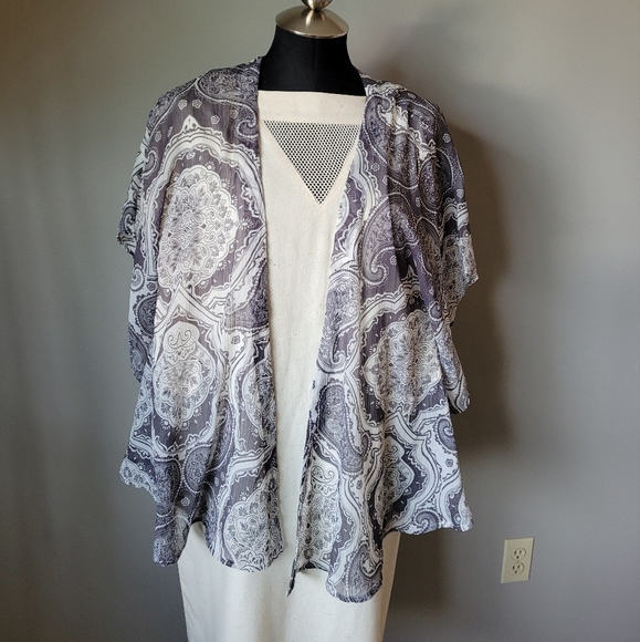 Sun and shadow paisley chiffon coverup - Picture 6 of 7